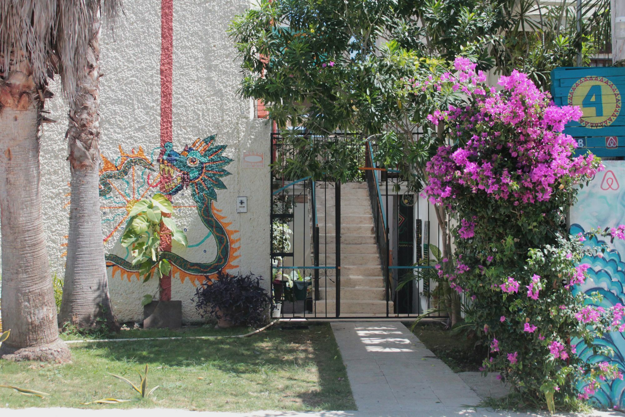 Kukulcan Hostel & Friends แคนคูน ภายนอก รูปภาพ